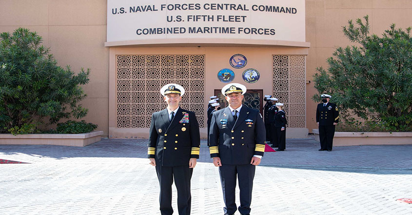 מפקד זרוע הים ביקר לראשונה במפקדת הצי החמישי בבחריין